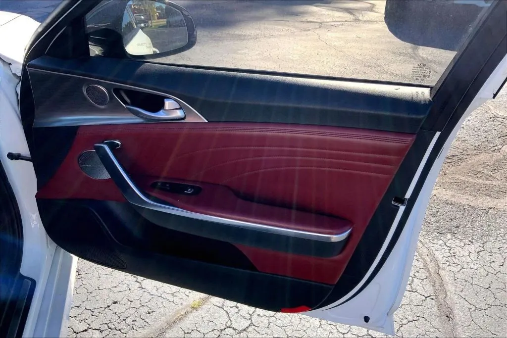 2022 Kia Stinger GT2 - Photo 24