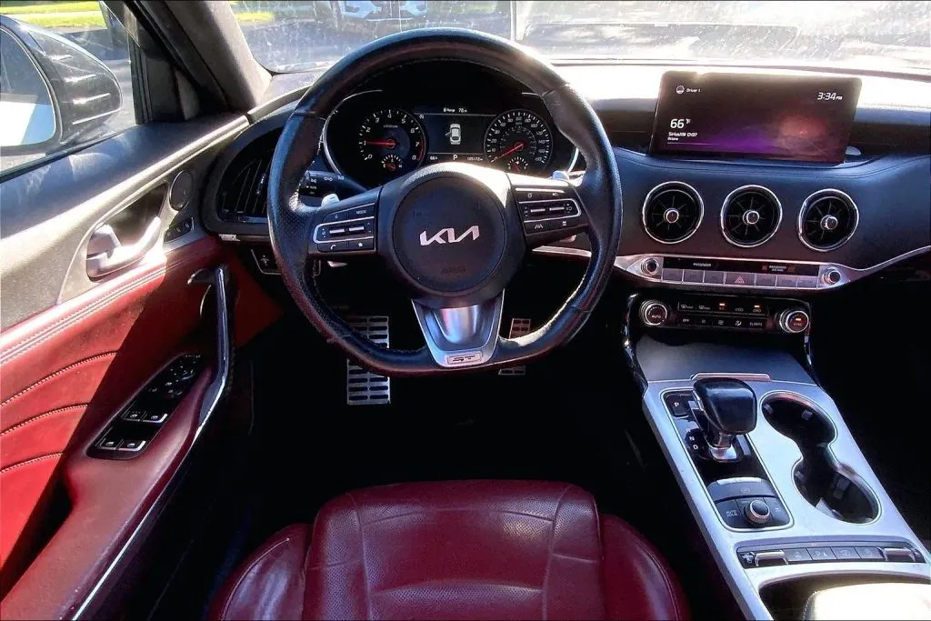 2022 Kia Stinger GT2 - Photo 6