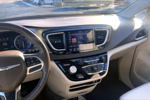 More photos of 2019 Chrysler Pacifica Touring L Minivan 4D at CCG Automotive, WI