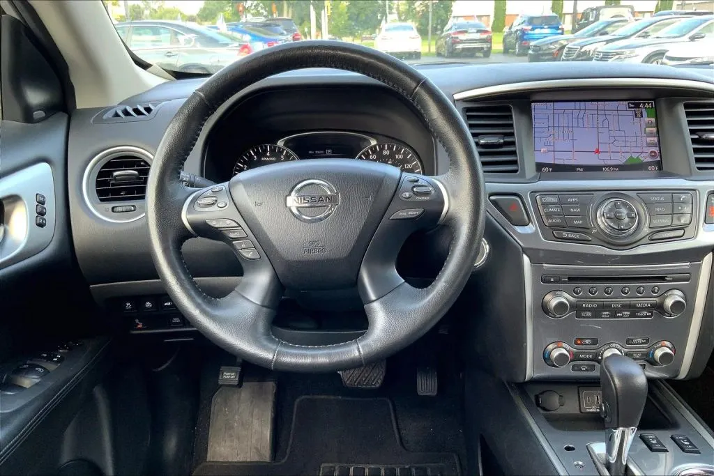 2019 Nissan Pathfinder SL - Photo 6