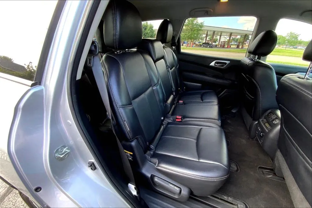 2019 Nissan Pathfinder SL - Photo 25