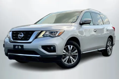 Silver 2019 Nissan Pathfinder SL Sport Utility 4D for sale in Janesville, WI