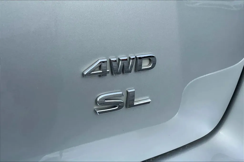 2019 Nissan Pathfinder SL - Photo 13