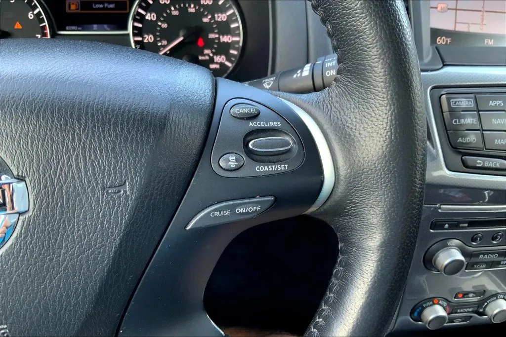 2019 Nissan Pathfinder SL - Photo 18