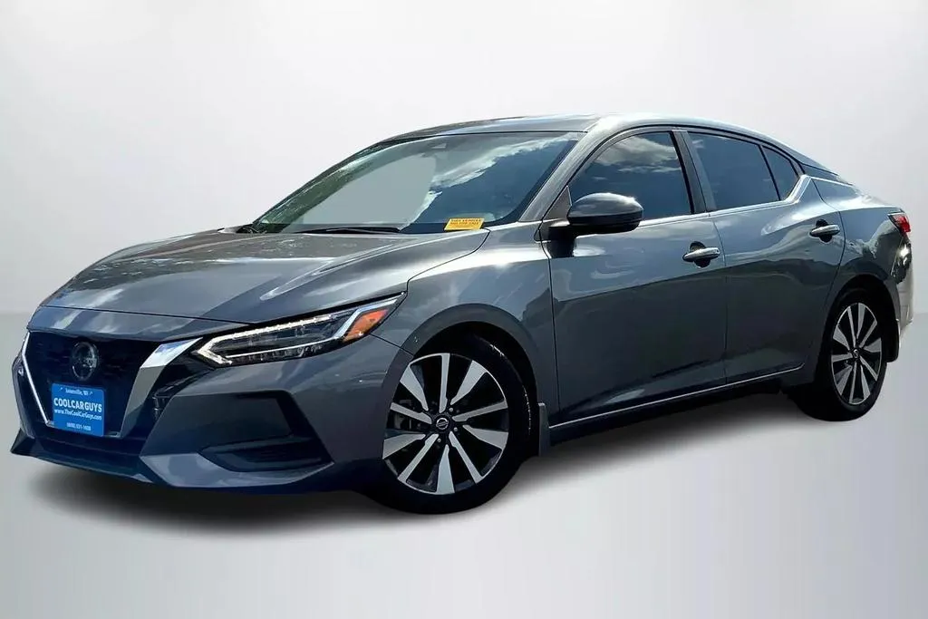 Used 2020 Nissan Sentra SV Sedan 4D for sale in Janesville, WI at