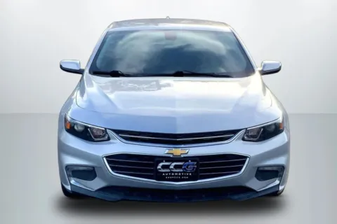 Another view of 2018 Chevrolet Malibu LT Sedan 4D for sale in Janesville, WI at CCG Automotive