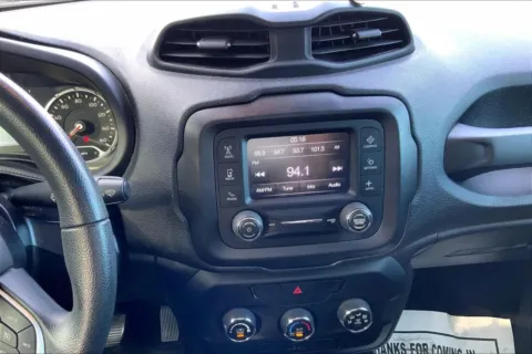 More photos of 2019 Jeep Renegade Sport SUV 4D at CCG Automotive, WI