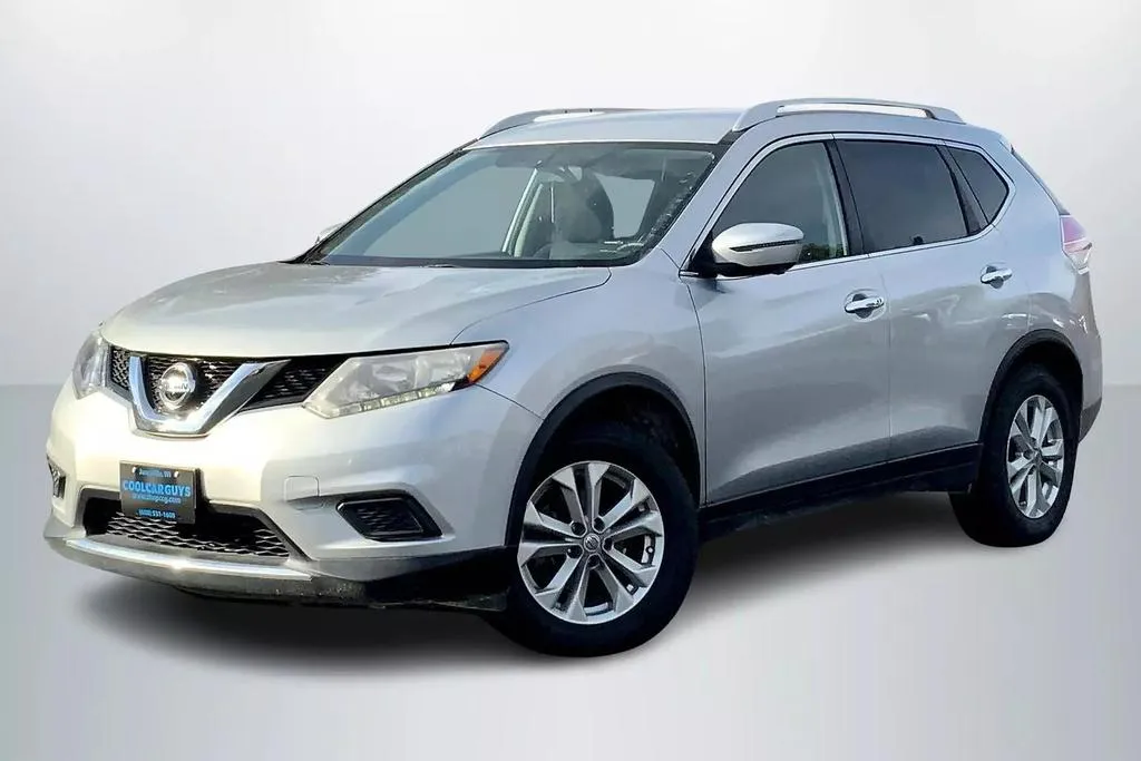 2016 Nissan Rogue SV Sport Utility 4D for sale in Janesville, WI