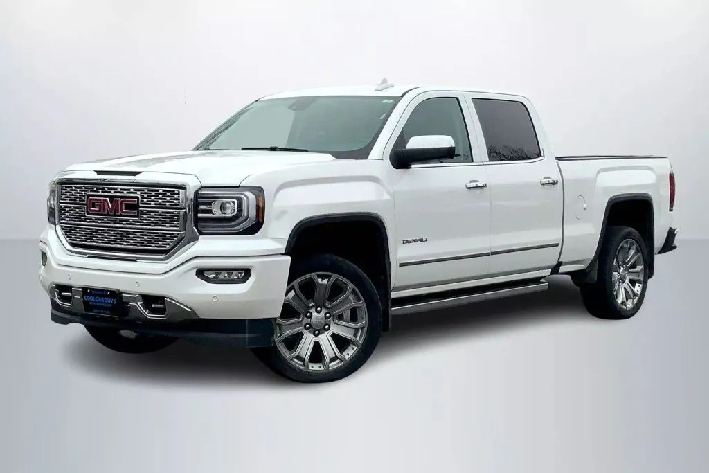 2018 GMC Sierra 1500 Crew Cab Denali Pickup 4D 6 1/2 ft for sale in Janesville, WI