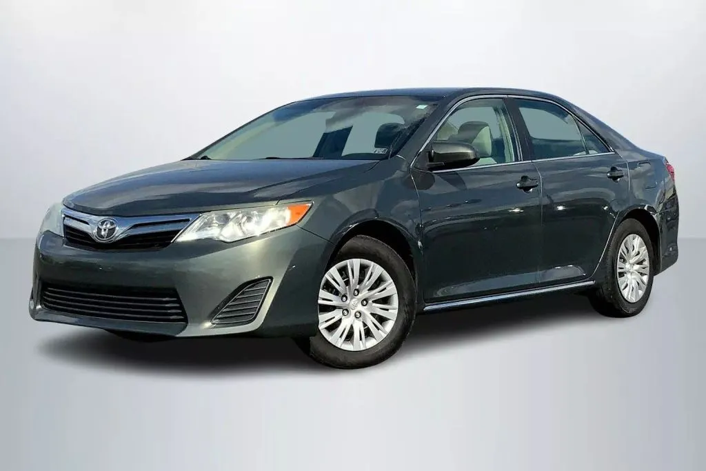 2013 Toyota Camry LE Sedan 4D for sale in Janesville, WI