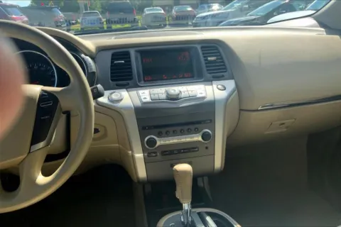 More photos of 2014 Nissan Murano S Sport Utility 4D at Cool Car Guys, WI