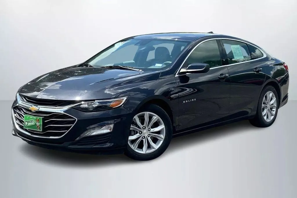 Black 2023 Chevrolet Malibu 1LT Sedan 4D for sale in Janesville, WI