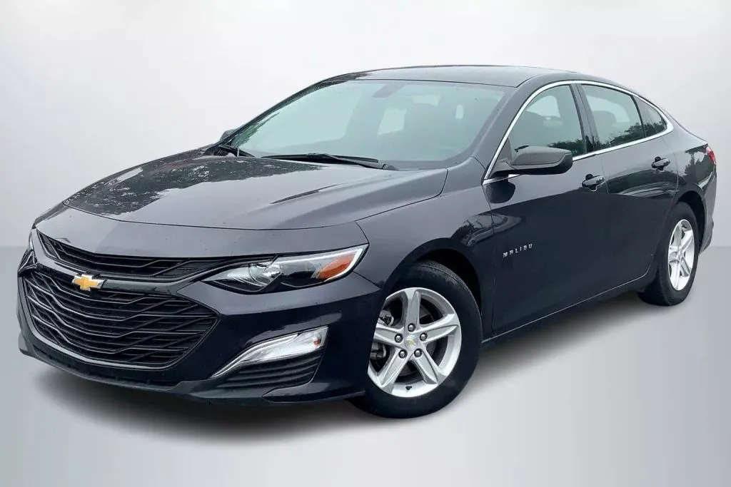 Gray 2022 Chevrolet Malibu LS Sedan 4D for sale in Janesville, WI