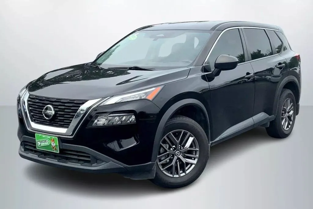 Black 2021 Nissan Rogue S Sport Utility 4D for sale in Janesville, WI