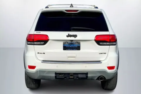 More photos of 2017 Jeep Grand Cherokee Limited Sport Utility 4D at Cool Car Guys, WI