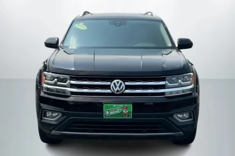 Another view of 2018 Volkswagen Atlas SEL 4Motion Sport Utility 4D for sale in Janesville, WI at Cool Car Guys