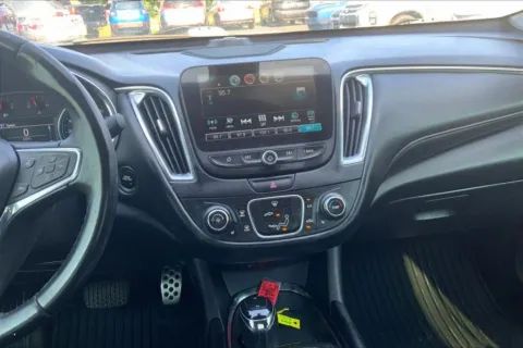 More photos of 2016 Chevrolet Malibu LT Sedan 4D at Cool Car Guys, WI