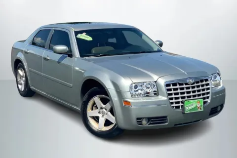 Photos of 2005 Chrysler 300 Touring Sedan 4D for sale in Janesville, WI at Cool Car Guys