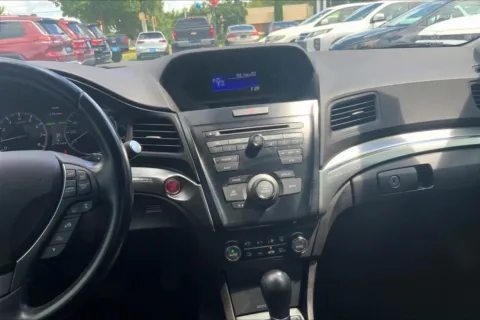 More photos of 2020 Acura ILX Sedan 4D at Cool Car Guys, WI