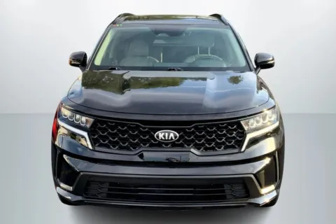 Another view of 2021 Kia Sorento S Sport Utility 4D for sale in Janesville, WI at Cool Car Guys