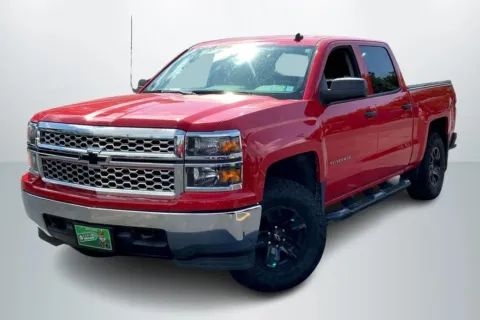 Red 2014 Chevrolet Silverado 1500 Crew Cab LT Pickup 4D 5 3/4 ft for sale in Janesville, WI