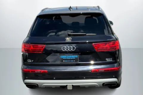 More photos of 2017 Audi Q7 3.0T Premium Plus Sport Utility 4D at Cool Car Guys, WI