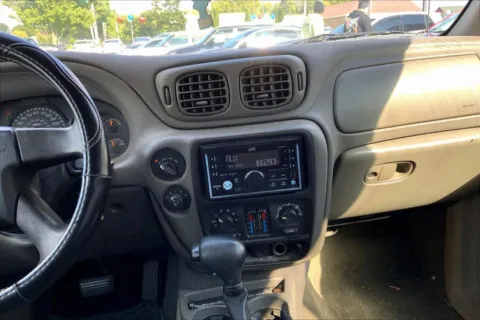 More photos of 2004 Chevrolet Trailblazer LS Sport Utility 4D at Cool Car Guys, WI
