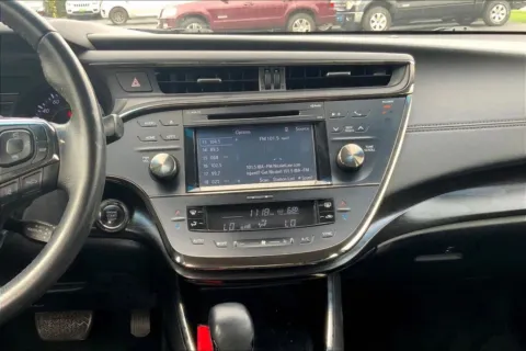 More photos of 2018 Toyota Avalon XLE Sedan 4D at Cool Car Guys, WI