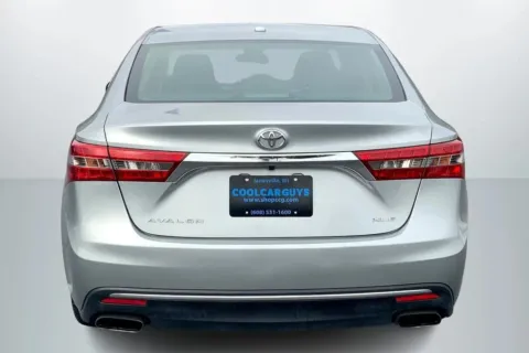 More photos of 2018 Toyota Avalon XLE Sedan 4D at Cool Car Guys, WI