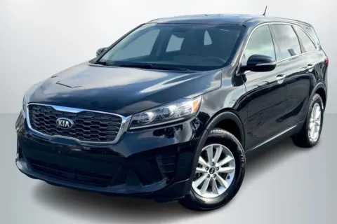 Black 2019 Kia Sorento LX Sport Utility 4D for sale in Janesville, WI