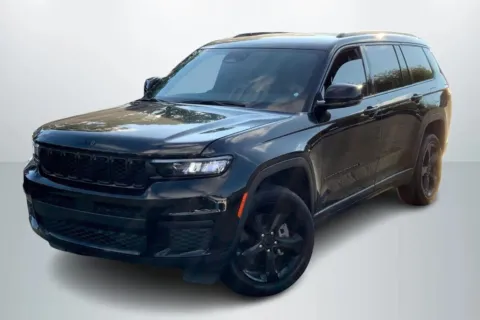 Black 2023 Jeep Grand Cherokee L Altitude Sport Utility 4D for sale in Janesville, WI