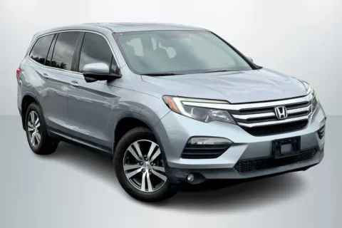 Photos of 2018 Honda Pilot EX-L Sport Utility 4D for sale in Janesville, WI at Cool Car Guys