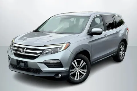Silver 2018 Honda Pilot EX-L Sport Utility 4D for sale in Janesville, WI