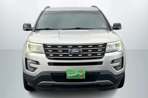 Another view of 2017 Ford Explorer XLT Sport Utility 4D for sale in Janesville, WI at Cool Car Guys