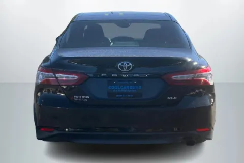 More photos of 2018 Toyota Camry XLE Sedan 4D at Cool Car Guys, WI