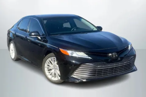 Photos of 2018 Toyota Camry XLE Sedan 4D for sale in Janesville, WI at Cool Car Guys