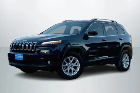 Silver 2016 Jeep Cherokee Latitude Sport Utility 4D for sale in Janesville, WI