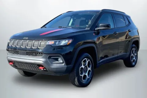 Black 2022 Jeep Compass Trailhawk Sport Utility 4D for sale in Janesville, WI