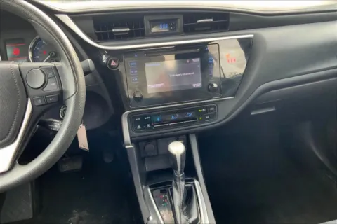 More photos of 2019 Toyota Corolla LE Sedan 4D at Cool Car Guys, WI