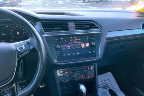 More photos of 2020 Volkswagen Tiguan SEL Premium R-Line 4MOTION Sport Utility 4D at Cool Car Guys, WI