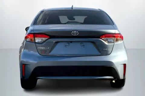 More photos of 2020 Toyota Corolla LE Sedan 4D at Cool Car Guys, WI