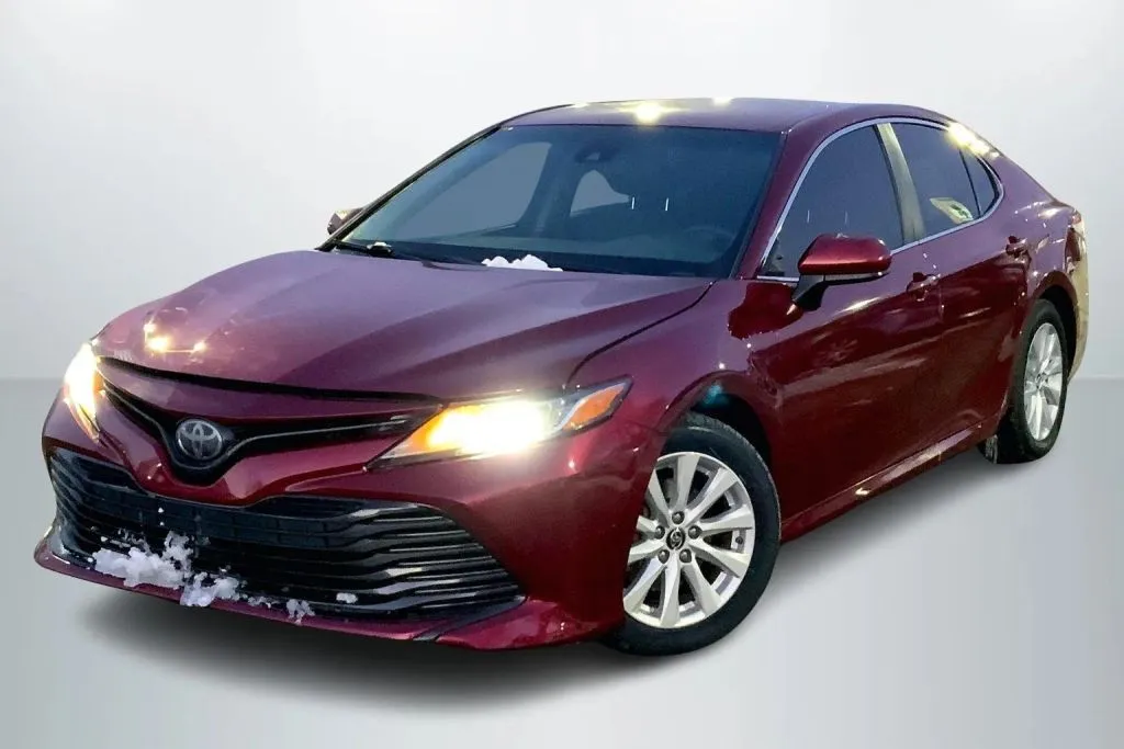 2018 Toyota Camry LE Sedan 4D for sale in Janesville, WI