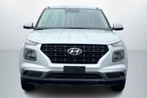 Another view of 2023 Hyundai Venue SE Sport Utility 4D for sale in Janesville, WI at Cool Car Guys