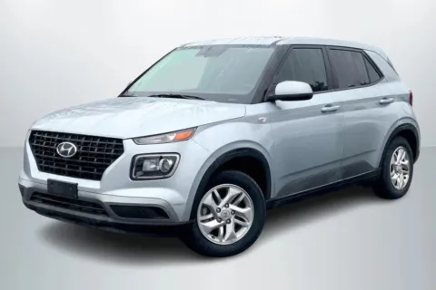 Silver 2023 Hyundai Venue SE Sport Utility 4D for sale in Janesville, WI