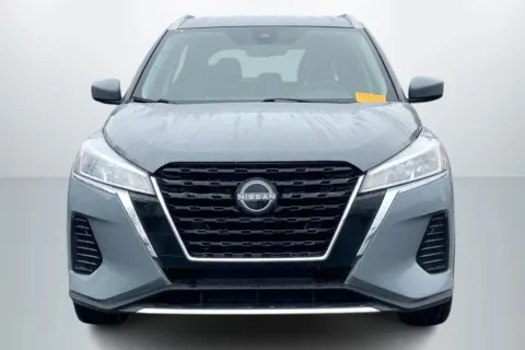 Another view of 2022 Nissan Kicks SV Sport Utility 4D for sale in Janesville, WI at Cool Car Guys