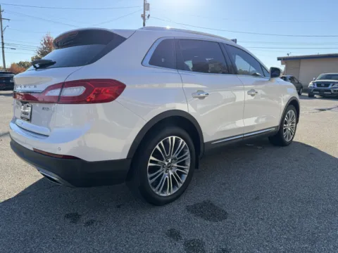 More photos of 2017 Lincoln MKX Reserve at B&B Cars Inc., IN