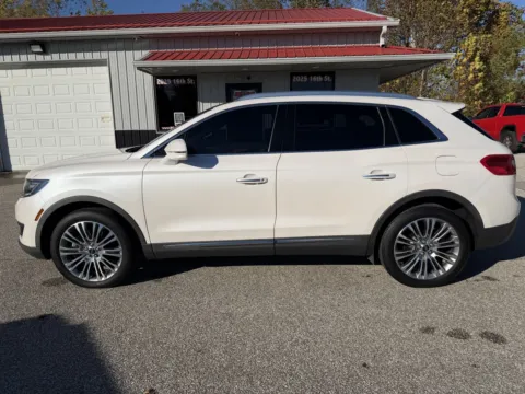 Photos of 2017 Lincoln MKX Reserve for sale in Bedford, IN at B&B Cars Inc.