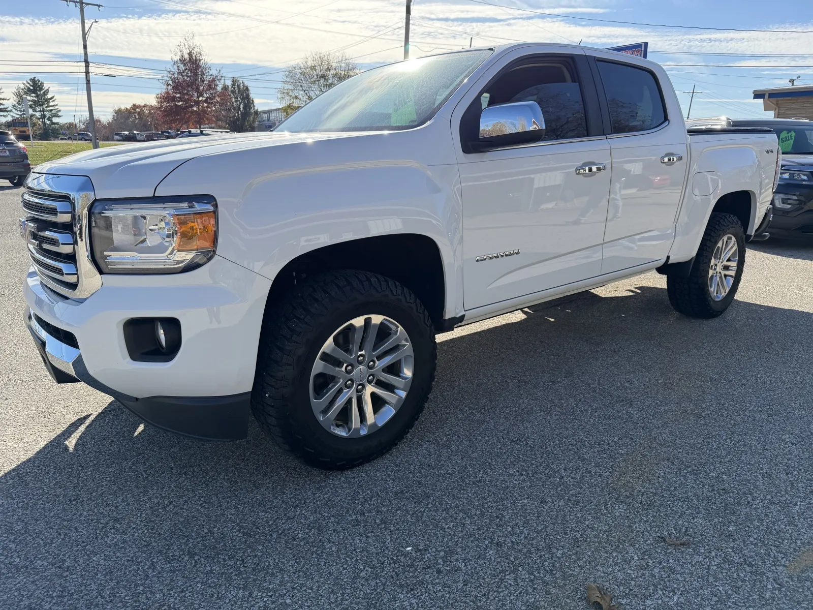 White 2016 GMC Canyon SLT for sale in Bedford, IN