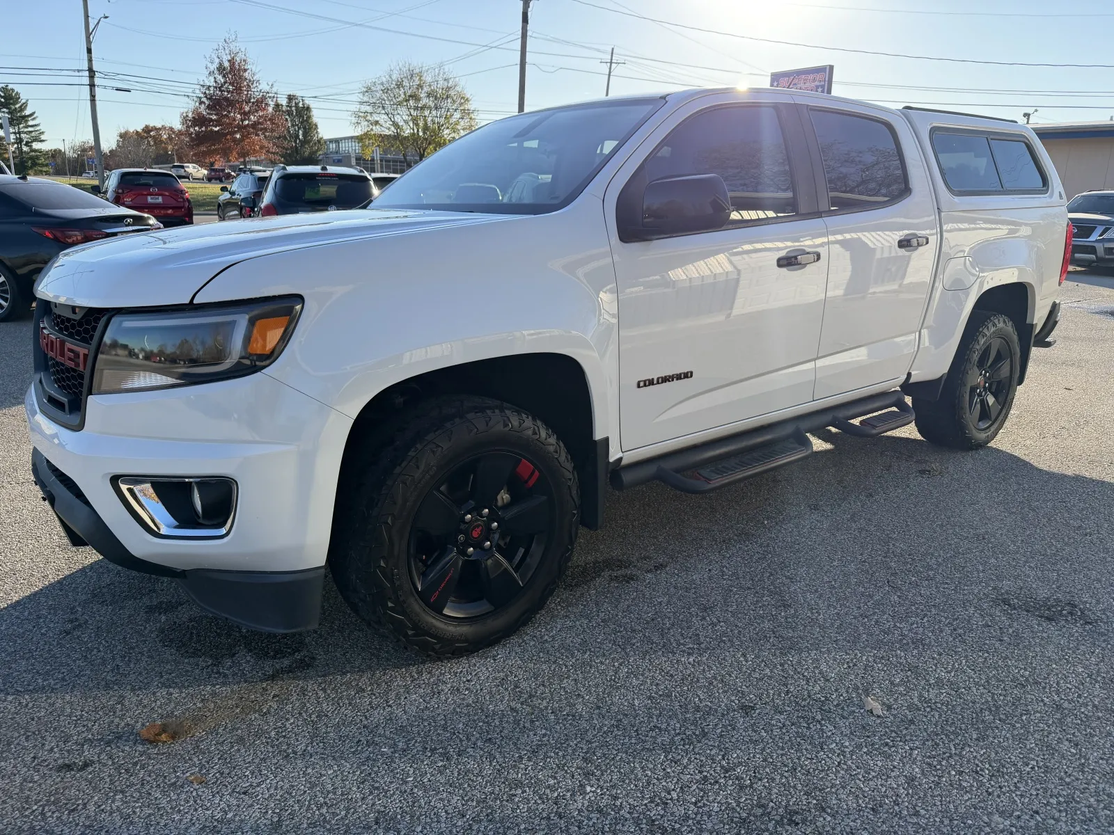 White 2017 Chevrolet Colorado LT for sale in Bedford, IN