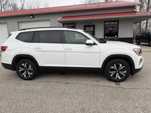 More photos of 2024 Volkswagen Atlas SE 4Motion at B&B Cars Inc., IN